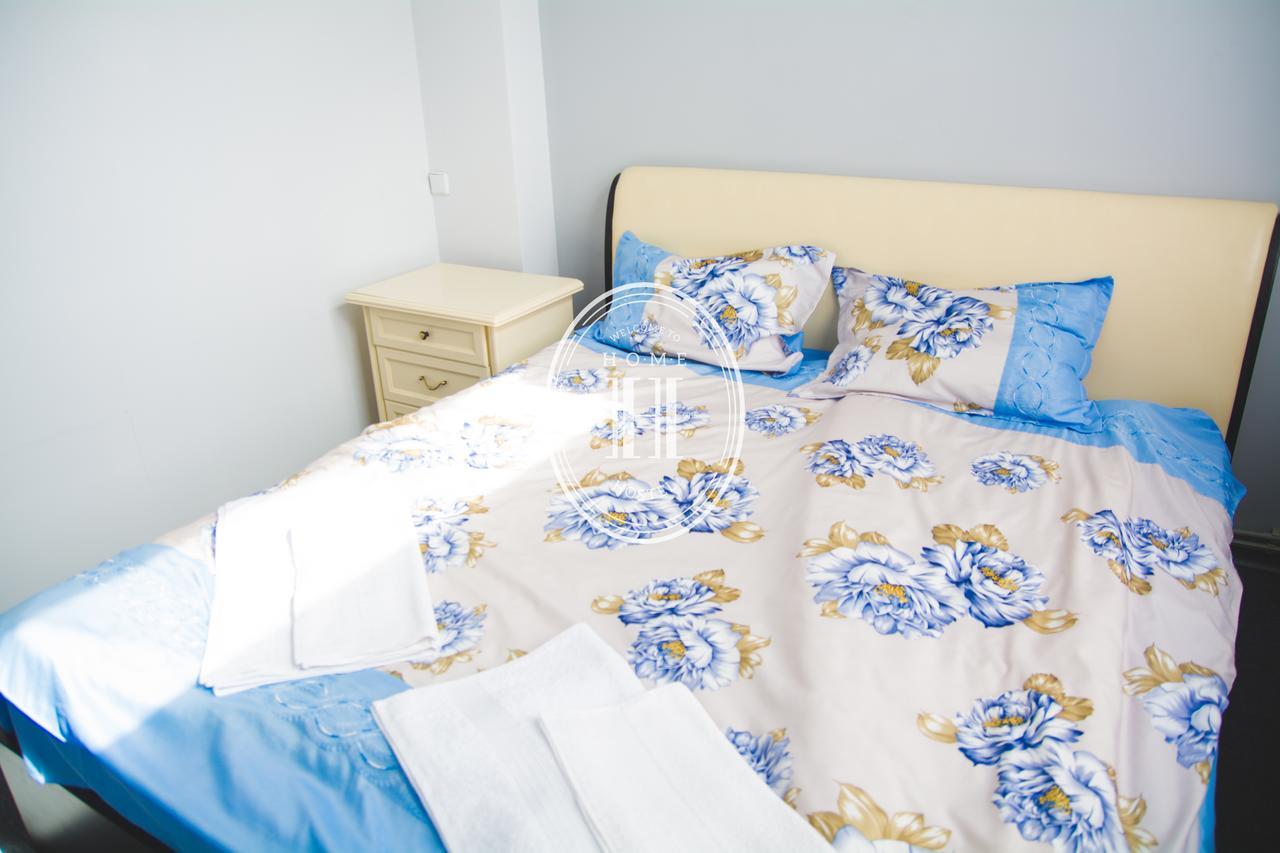 Hostel Home 키예프 외부 사진