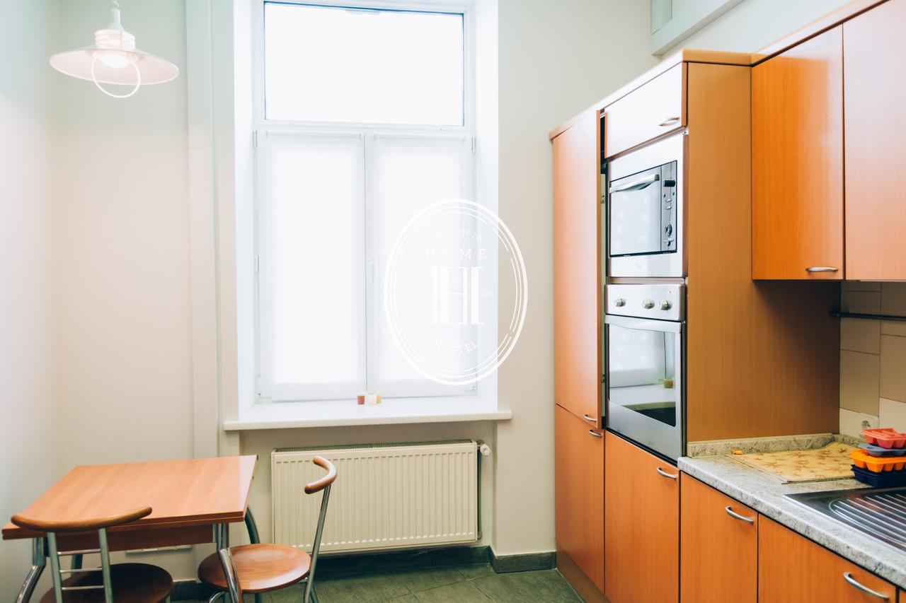 Hostel Home 키예프 외부 사진