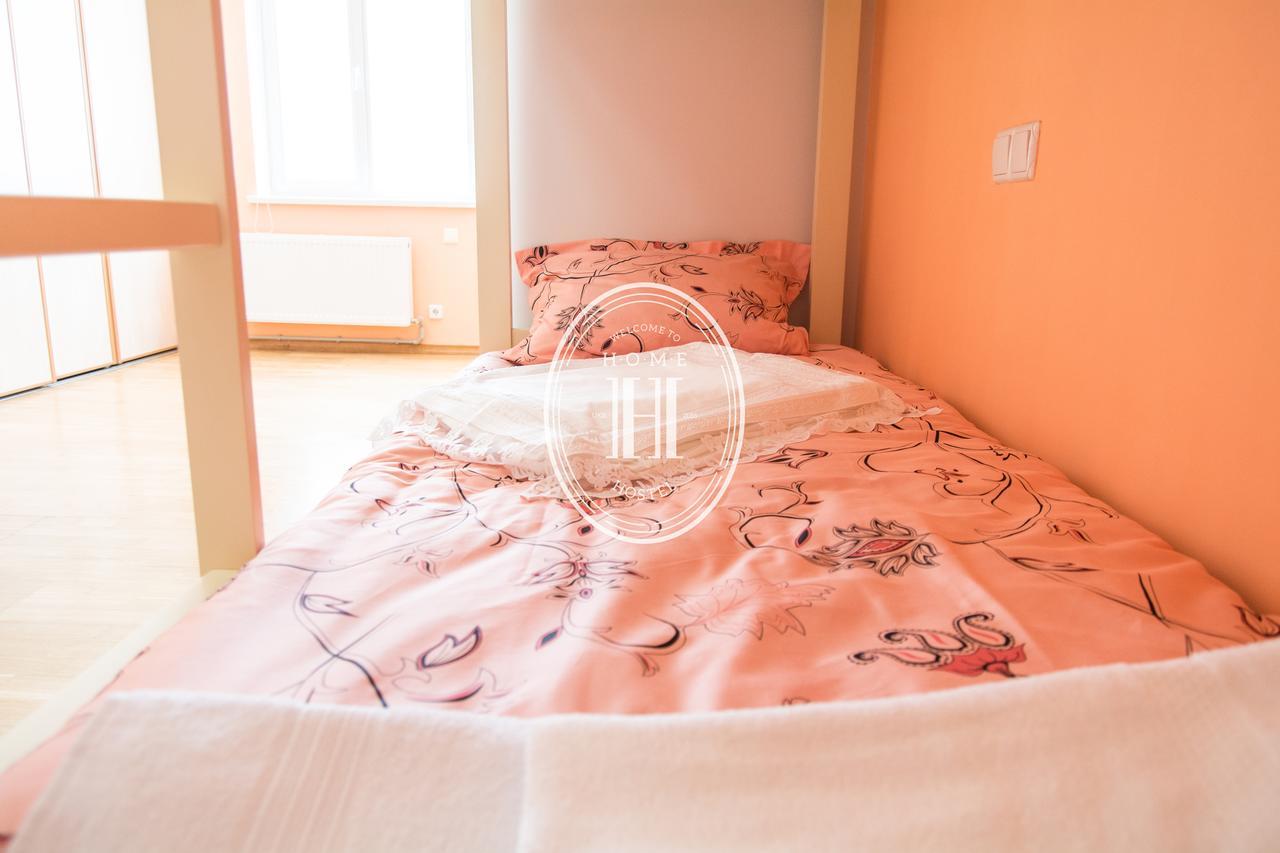 Hostel Home 키예프 외부 사진